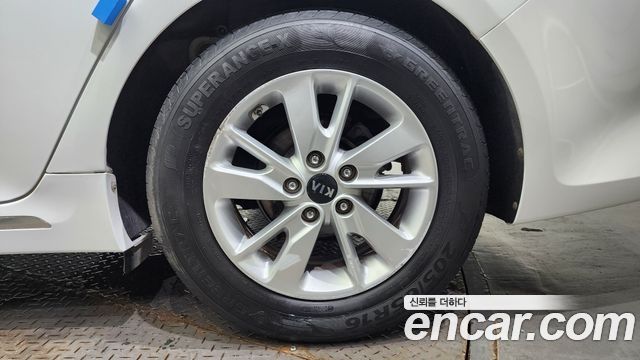 Kia K5 из Кореи Encar