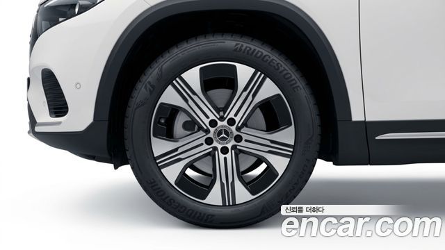 Mercedes-Benz EQA из Кореи Encar