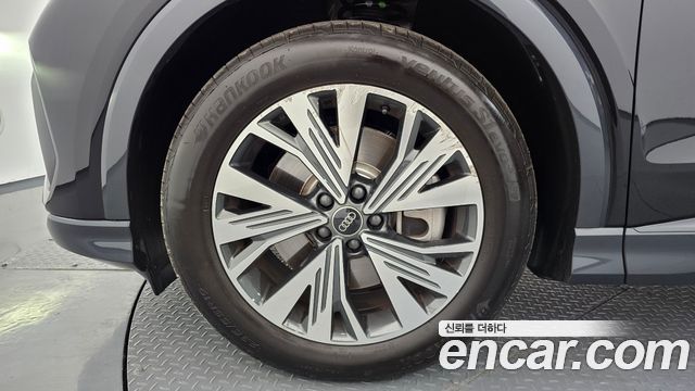 Audi Q4 e-tron из Кореи Encar