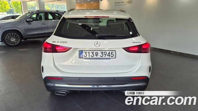 Mercedes-Benz GLA-Class из Кореи Encar