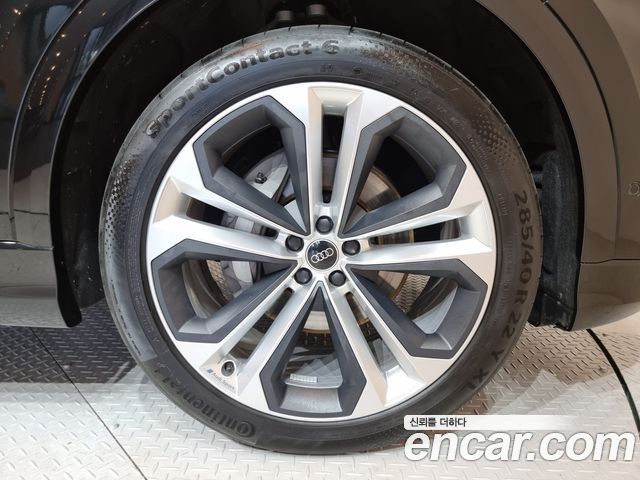 Audi Q8 из Кореи Encar