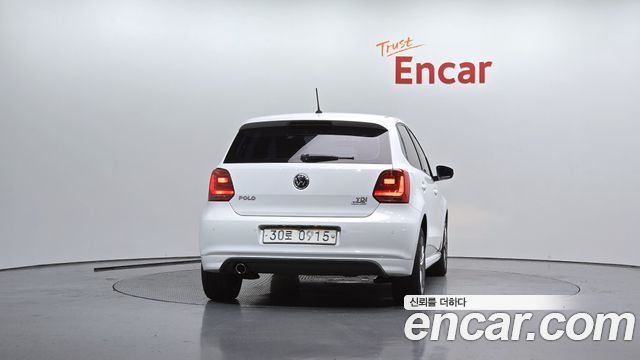 Volkswagen Polo из Кореи Encar