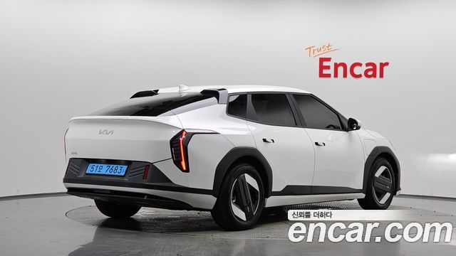 Kia EV4 из Кореи Encar