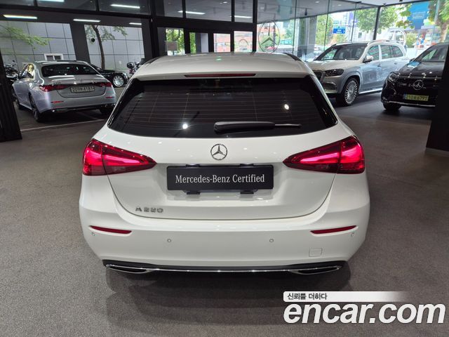 Mercedes-Benz A-Class из Кореи Encar