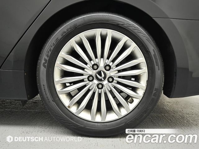 Hyundai Equus из Кореи Encar