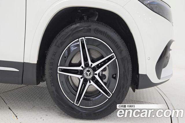 Mercedes-Benz EQA из Кореи Encar