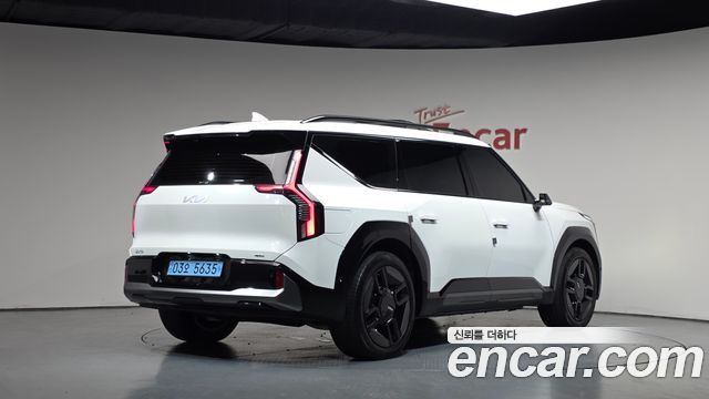 Kia EV9 из Кореи Encar