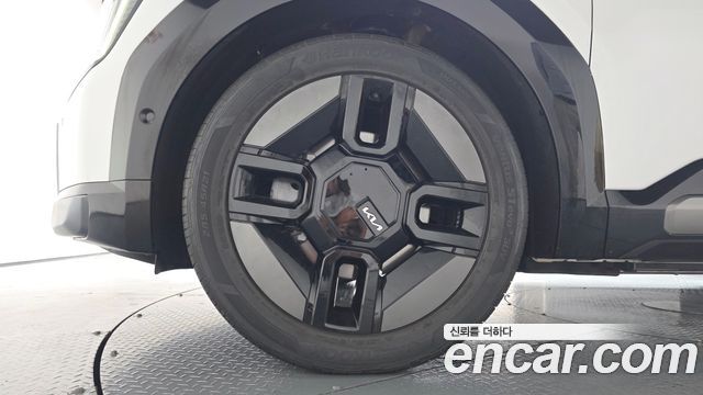 Kia EV9 из Кореи Encar