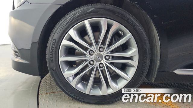 Hyundai Genesis из Кореи Encar