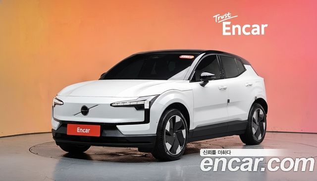 Volvo EX30 из Кореи Encar