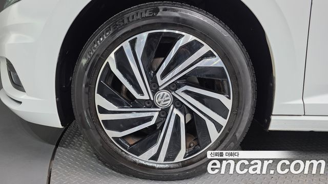 Volkswagen Jetta из Кореи Encar