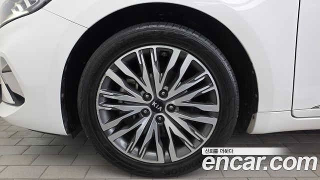 Kia K7 из Кореи Encar