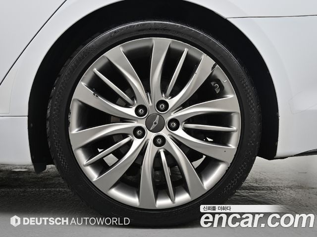 Hyundai Genesis из Кореи Encar