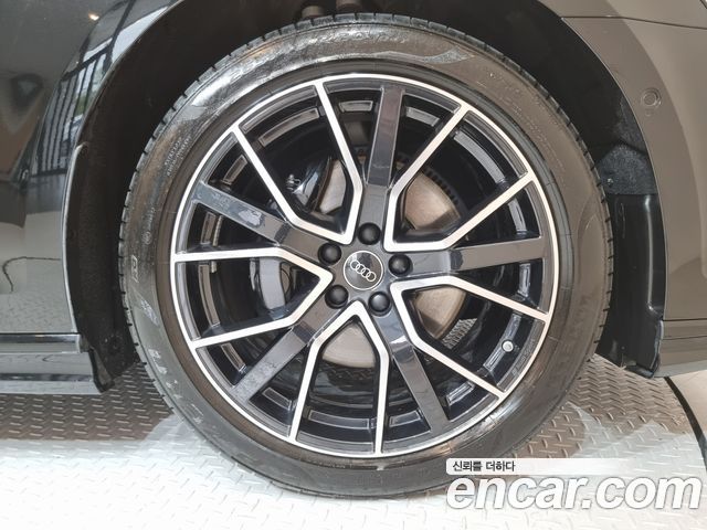 Audi A8 из Кореи Encar