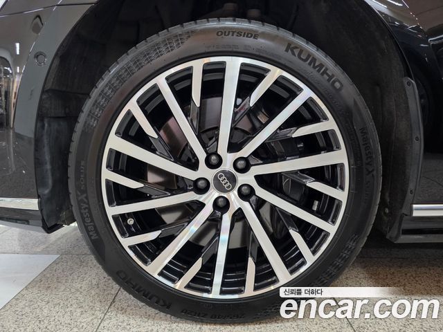 Audi A8 из Кореи Encar
