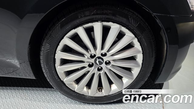Hyundai Equus из Кореи Encar