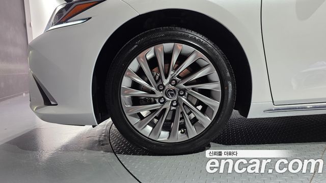 Lexus ES из Кореи Encar