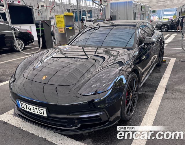 Porsche Panamera 2.9 AWD E-Hybrid — пробег 90 500 км — фото 5 из 5