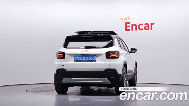 Jeep Avenger из Кореи Encar