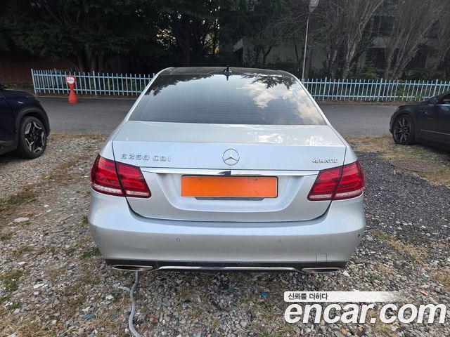 Mercedes-Benz E-Class E250 CDI 4MATIC — пробег 172 973 км — фото 5 из 5