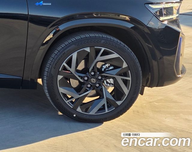 Renault (Samsung) Grand Koleos 1.5 E-TECH Esprit Alphine 2WD — пробег 15 500 км — фото 5 из 5