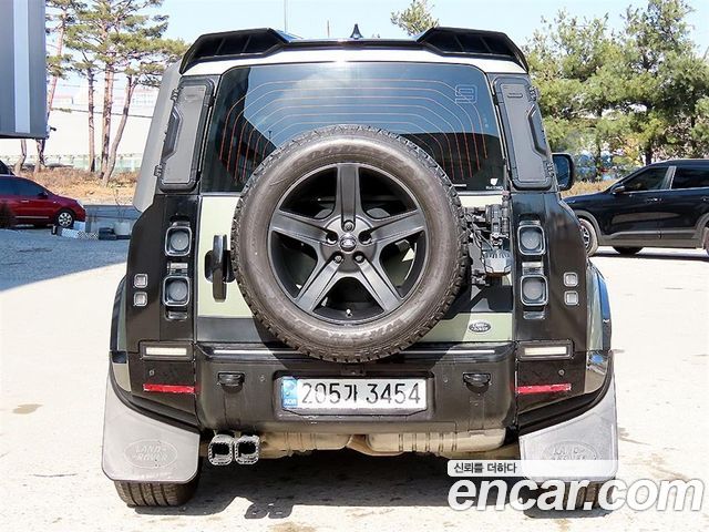 Land Rover Defender 90 D250 SE — пробег 138 891 км — фото 4 из 5