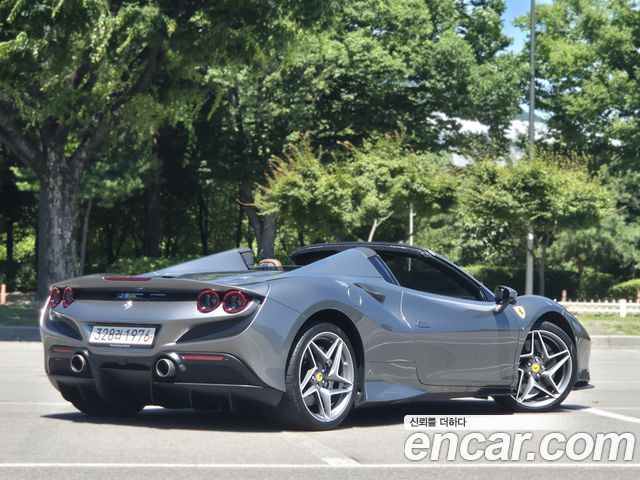 Ferrari F8 из Кореи Encar