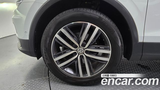 Volkswagen Tiguan из Кореи Encar