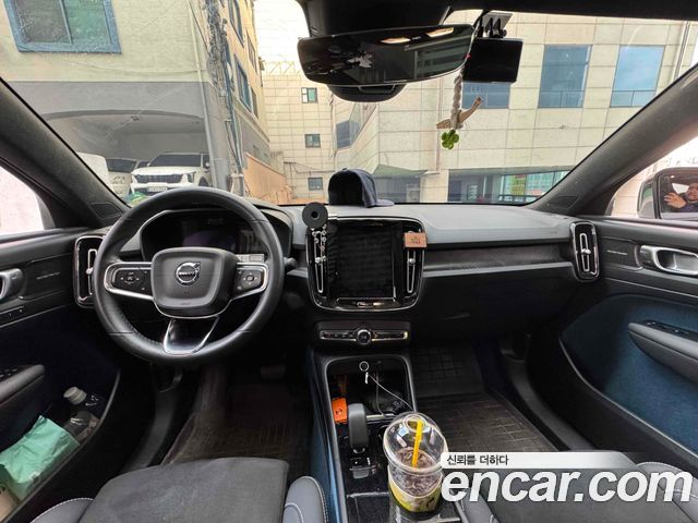 Volvo C40 из Кореи Encar