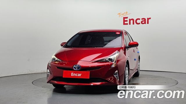 Toyota Prius из Кореи Encar