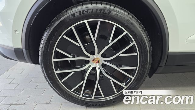 Porsche Macan из Кореи Encar