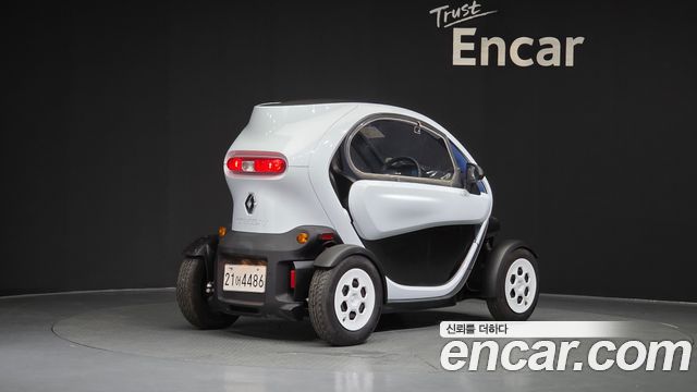 Renault (Samsung) Twizy Life(2-Seater) — пробег 42 км — фото 2 из 5