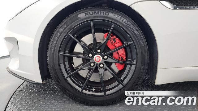 Jaguar F-TYPE из Кореи Encar