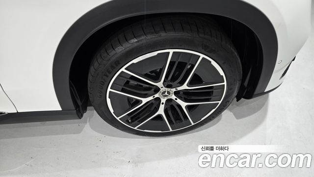 Mercedes-Benz EQE из Кореи Encar