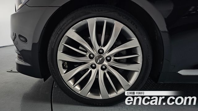 Hyundai Genesis из Кореи Encar