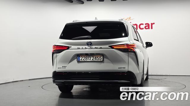 Toyota Sienna из Кореи Encar