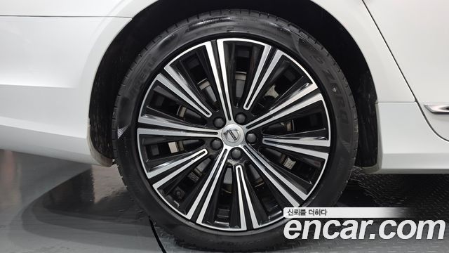 Volvo S90 из Кореи Encar