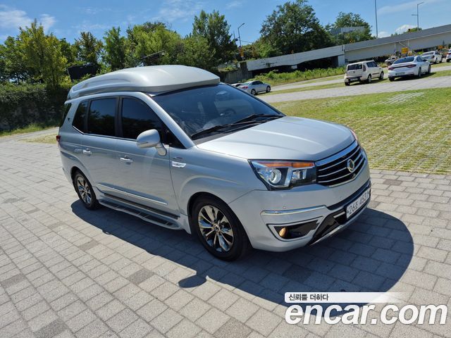 Ssangyong KORANDO 4WD Chateau 9-seater High-Limousine — пробег 202 765 км — фото 4 из 5