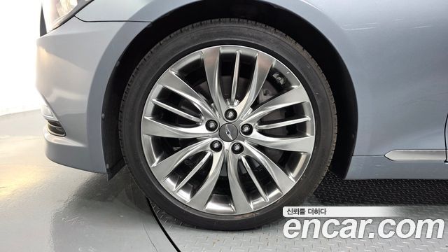 Hyundai Genesis из Кореи Encar