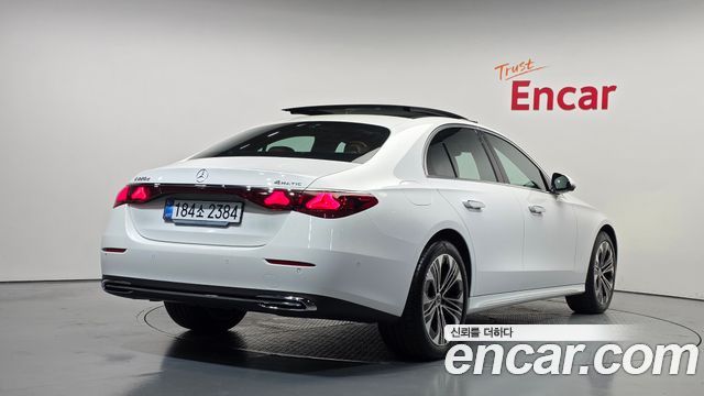 Mercedes-Benz E-Class из Кореи Encar