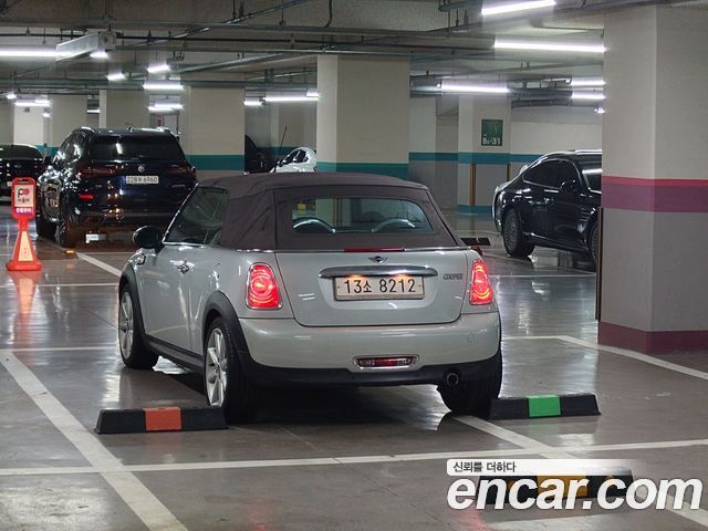 Mini Cooper Convertible High Gate — пробег 98 372 км — фото 4 из 5