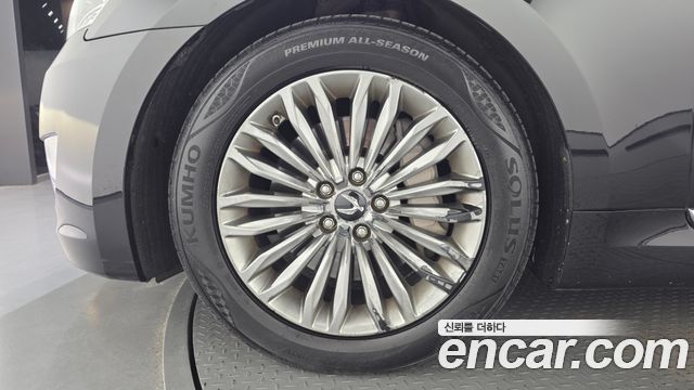 Hyundai Equus из Кореи Encar