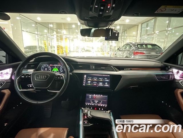 Audi e-tron из Кореи Encar