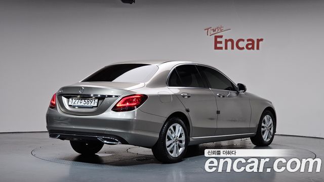 Mercedes-Benz C-Class из Кореи Encar