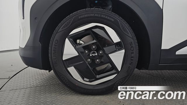 Kia EV3 из Кореи Encar