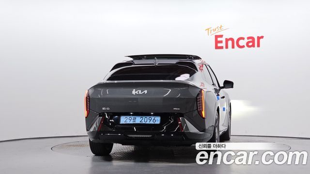 Kia EV4 из Кореи Encar