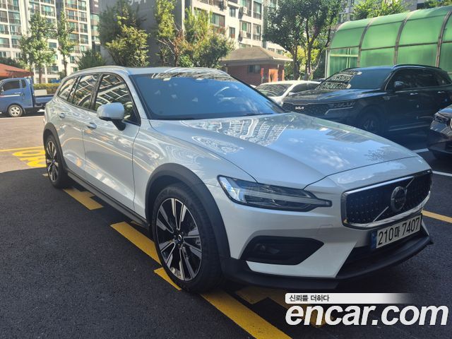 Volvo V60 из Кореи Encar