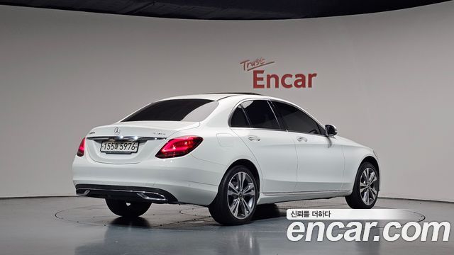 Mercedes-Benz C-Class из Кореи Encar