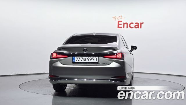 Lexus ES из Кореи Encar