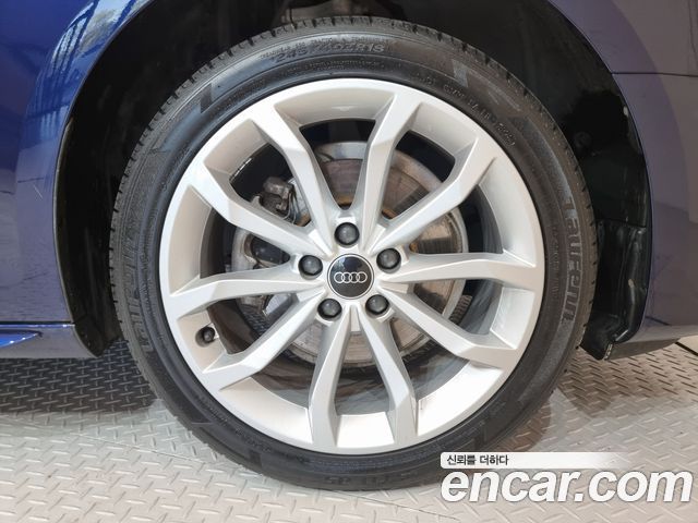 Audi A4 из Кореи Encar
